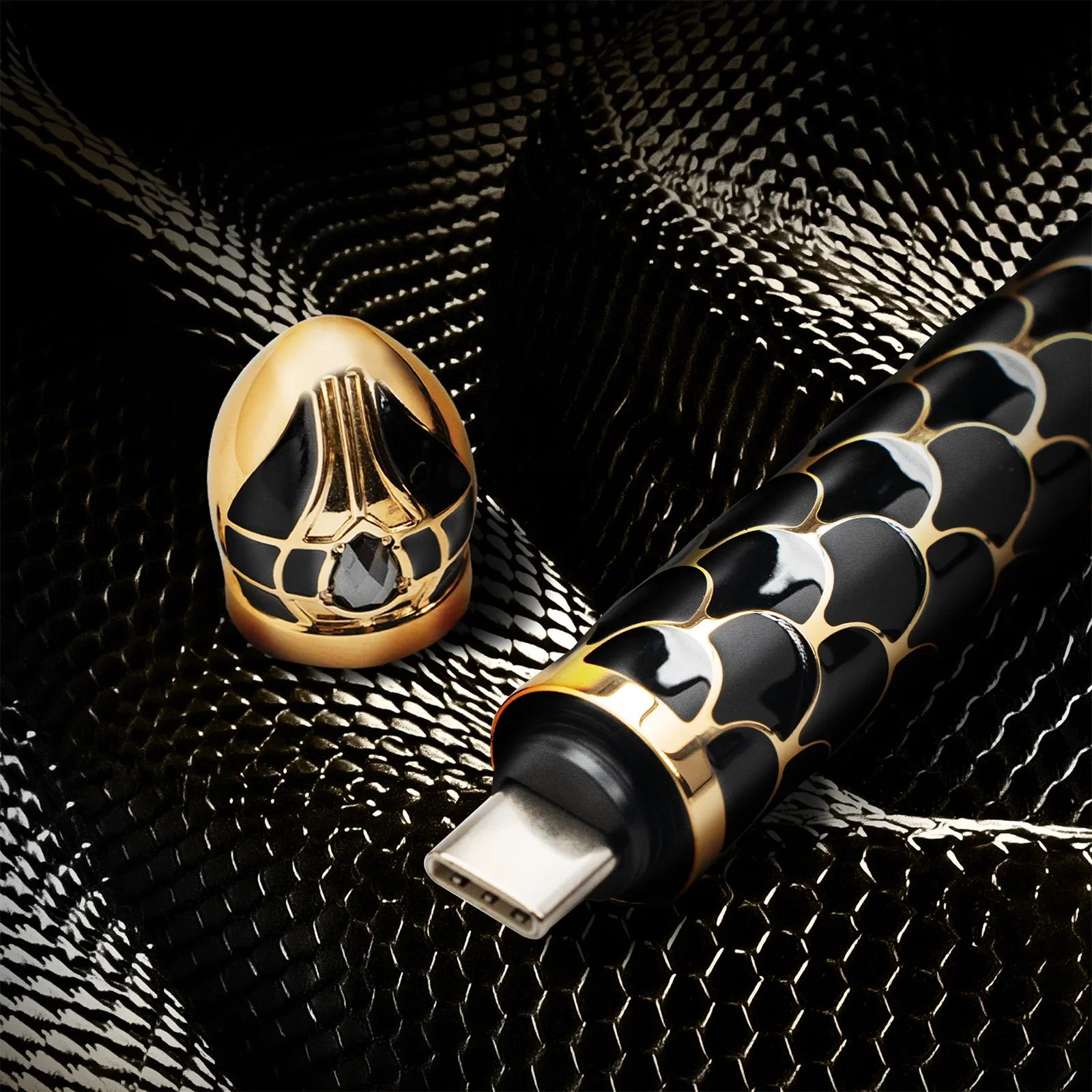 Vertu Serpent Scepter Fountain Pen - Image 6
